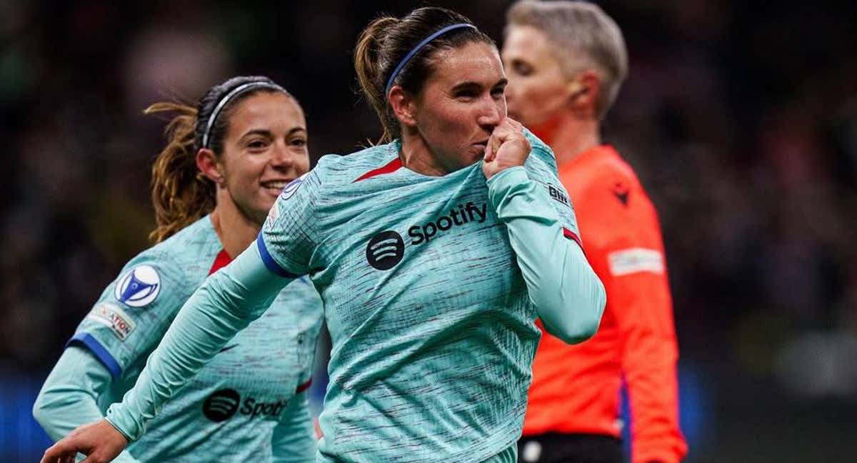 Mariona Caldentey celebra un gol con un beso al escudo durante su etapa como jugadora del Barça. /INSTAGRAM: MARIONA CALDENTEY