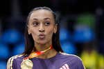 Ana Peleteiro suma su noveno título nacional de triple salto y es la líder europea