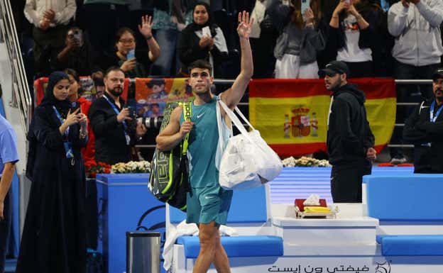 Carlos Alcaraz tras caer derrotado en Doha. Reuters