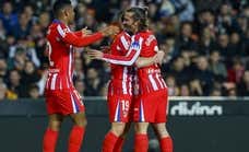 Griezmann y Julián Álvarez hacen de Mestalla su campo de pruebas antes de medirse a Barça y Madrid