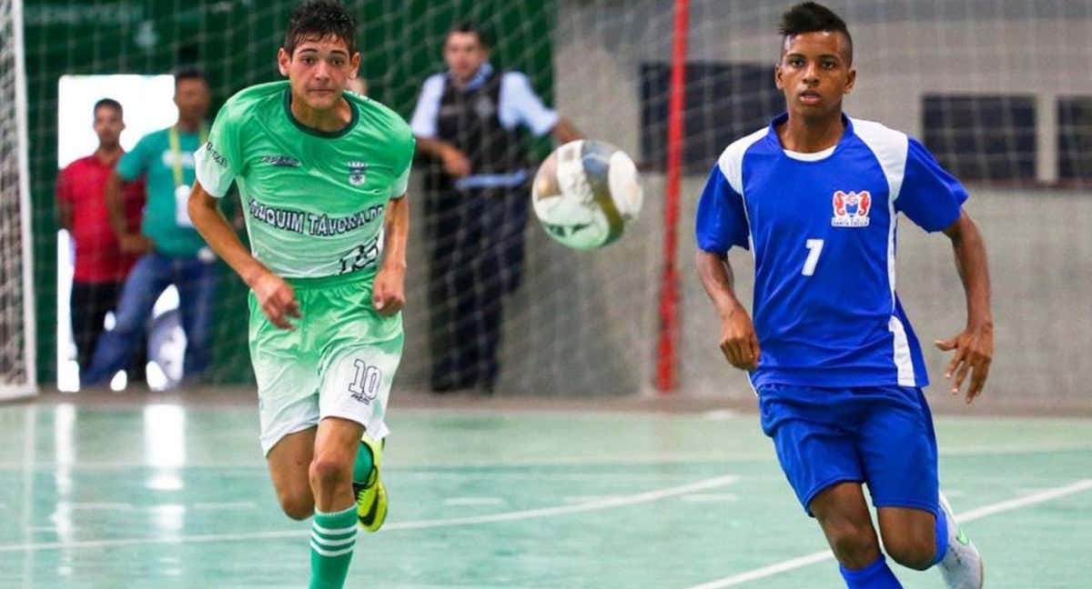 Rodrygo jugando al fútbol sala con 14 años en los Juegos de la Juventud de Brasil 2015 en Fortaleza. /Wagner Carmo/Exemplus/COB