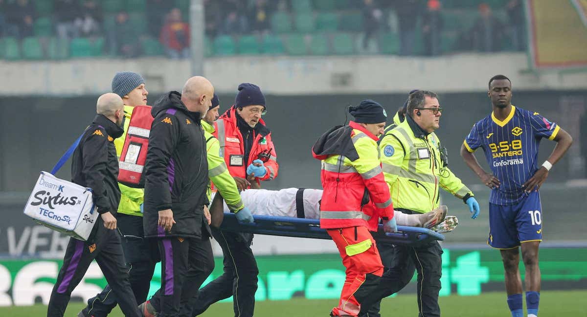 Moise Kean se desplomó durante el partido de la Fiorentina./EFE