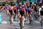Ally Wollaston, la medallista olímpica 'kiwi' que revolucionará los sprints de la carretera: “Me cuesta bastante trabajo rodar en pelotón”