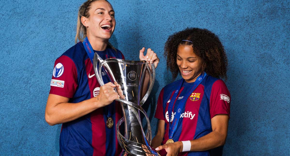 Alexia Putellas y Vicky López celebran la última Champions del Barça. /Getty