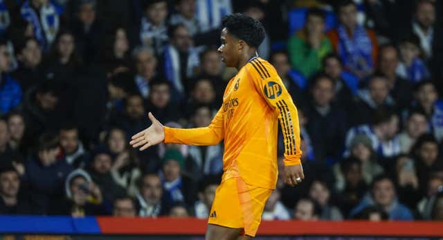 Endrick aprovecha el problema dental de Mbappé y en 19 minutos le demuestra a Ancelotti que está para más
