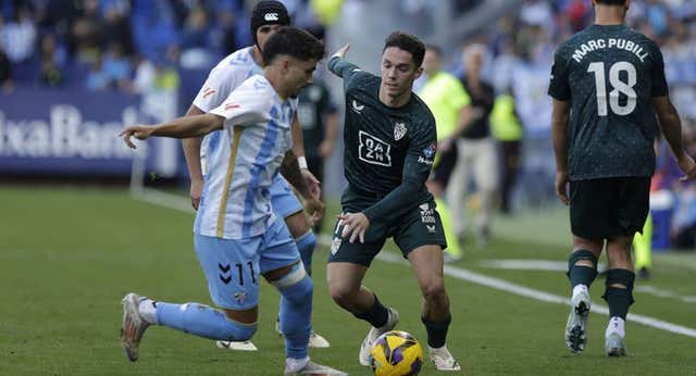 Almería – Málaga CF: horario y dónde ver el partido de Segunda división