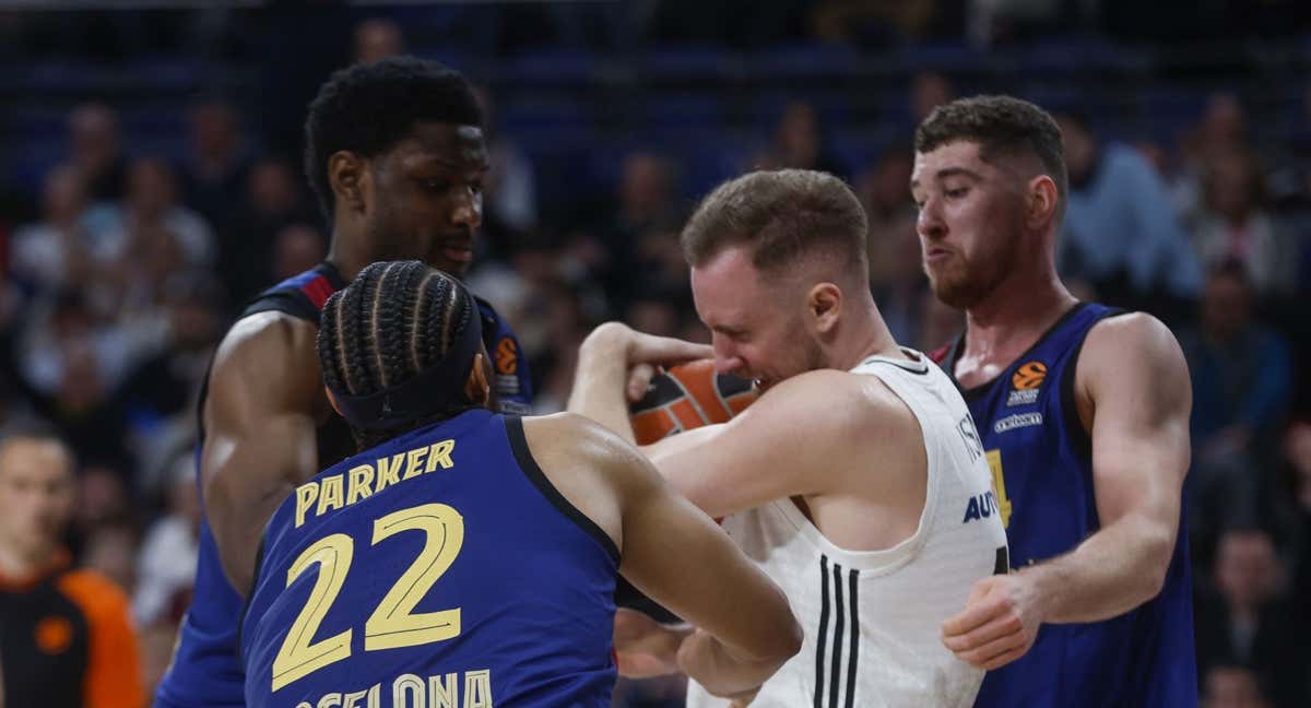 El Real Madrid se impone con la lucha de Abalde y Musa  y arrebata la plaza de playin del Barcelona