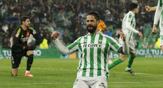 Isco liquida al Madrid en su siesta por el Villamarín