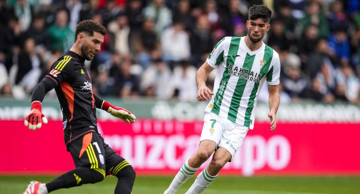 Luca y Theo Zidane, durante el Córdoba-Granada./EP