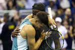 Alcaraz divierte a Puerto Rico con una victoria ante Tiafoe en una exhibición