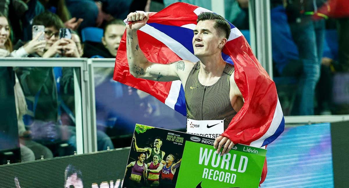 Jakob Ingebrigtsen (24), flamante plusmarquista de la milla indoor. /AFP