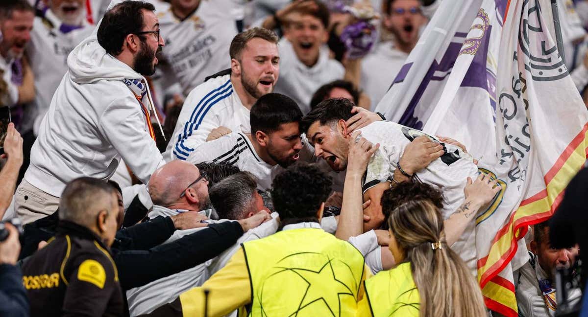 Brahim, celebrando su tanto con el Bernabéu./REAL MADRID