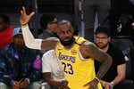La última locura del Rey LeBron: ¡primer jugador en llegar a los 50.000 puntos... a sus 40 años!
