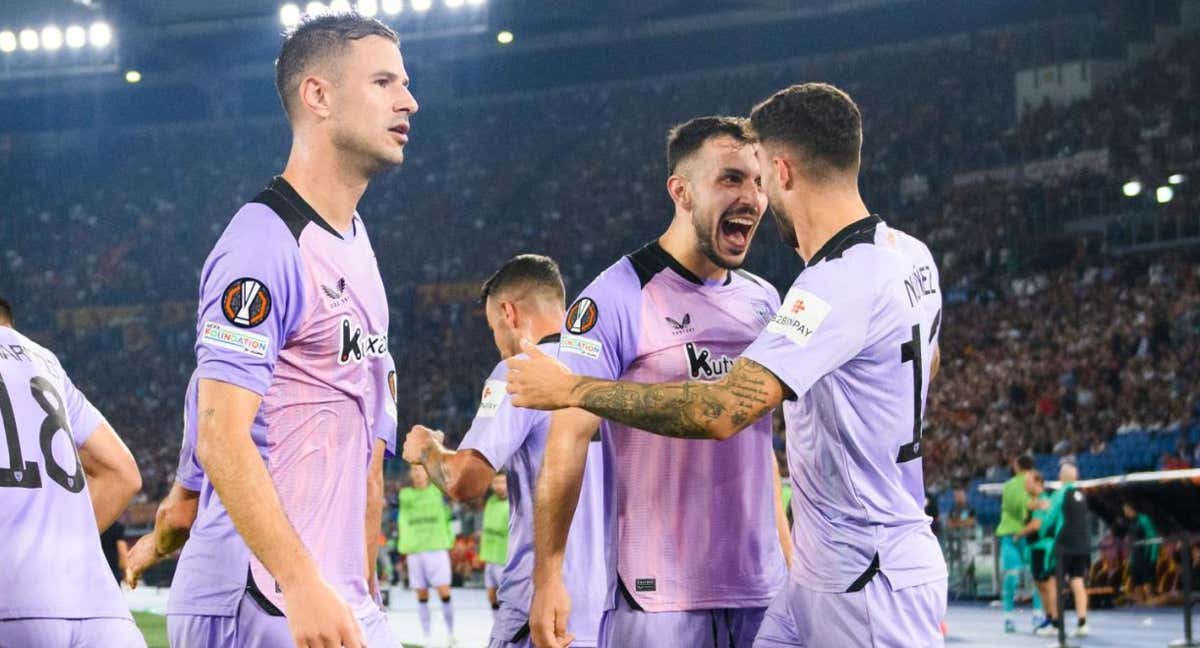 Paredes celebra el gol del empate en el Olímpico de Roma el pasado mes de septiembre./Athletic Club