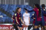 El Clásico de siempre acabó con el Barça bailando bajo la lluvia al Madrid