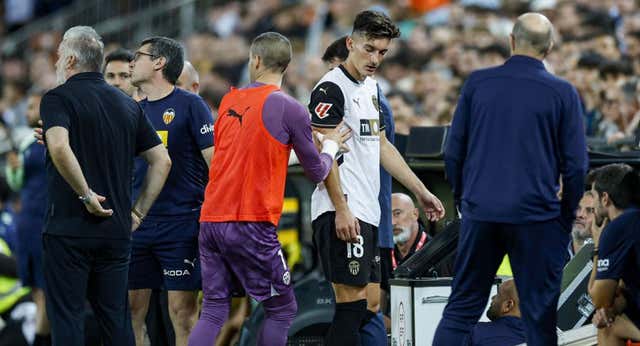 El Valencia no entiende la asignación de Pulido Santana: «No había necesidad de poner un árbitro canario sabiendo lo que nos jugamos con la UD Las Palmas »