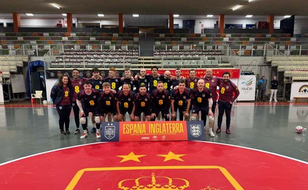 La selección inglesa, en el pabellón Javier Lozano de Toledo.  ENGLAND FUTSAL