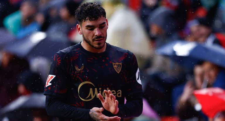 El delantero del Sevilla Isaac Romero.