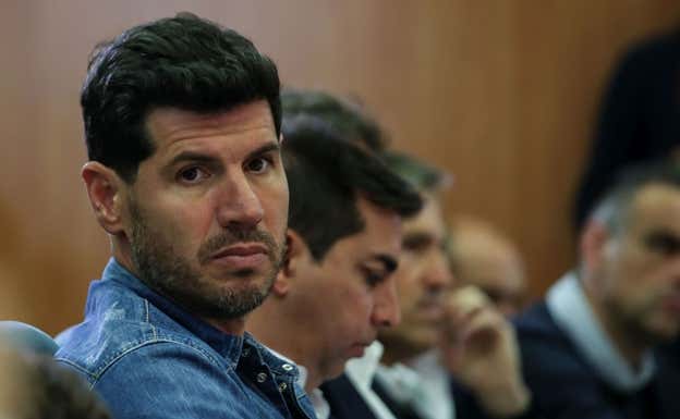 Luque, en la Asamblea del 25 de agosto de 2023 en la que Rubiales se negó a dimitir.  AGENCIAS
