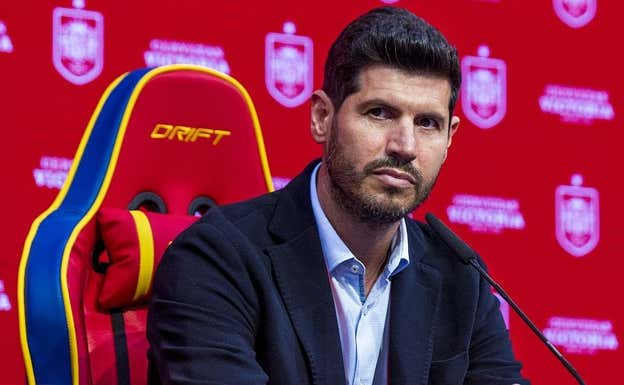 Albert Luque, en una rueda de prensa cuando estaba en la Federación.  AGENCIAS