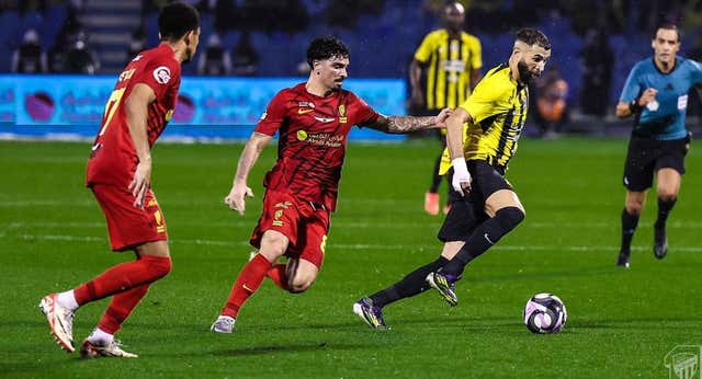 ¿Cómo termina la jugada de Al-Qadsiah – Al-Ittihad?
