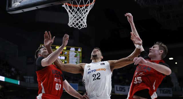 Los ocho segundos que desvelaron el problema defensivo de Chus Mateo al ser «el Real Madrid de Edy Tavares»