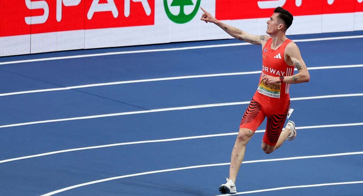 Jakob Ingebrigtsen, campeón de Europa bajo techo en 1.500 y 3.000 metros en 2025. /REUTERS/Yves Herman