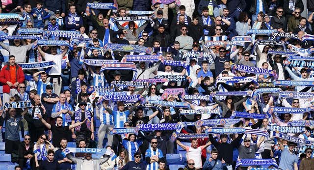 Por qué los niños no pueden llevar una camiseta del Espanyol a Montilivi y sí una del Girona al RCDE Stadium