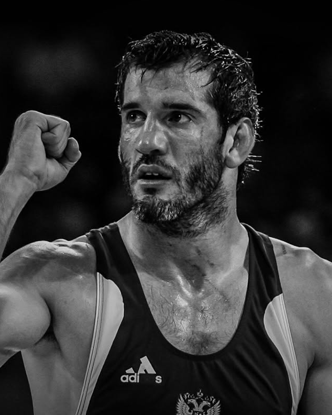 Buvaisar Saitiev celebrando en Pekín 2008.  @unitedworldwrestling en Instagram