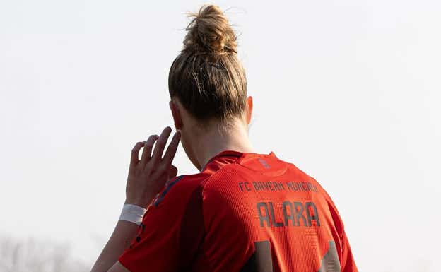 Alara en un partido.  BAYERN MÚNICH