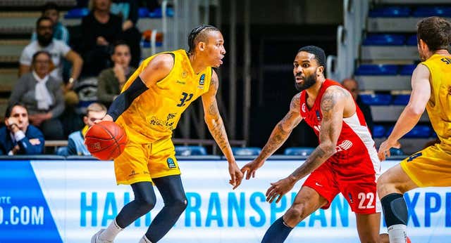 Un colosal Caleb Homesley prorroga el sueño de Dreamland Gran Canaria en la Eurocup