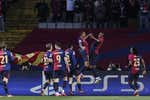 En el vestuario del Barça empiezan a oler que este año es diferente: «Podemos con el triplete»