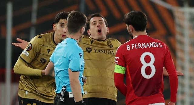 La Real culpa al árbitro de su eliminación: «Me hubiera gustado ver competir a los dos equipos de tú a tú»