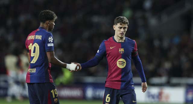 Gavi se une al debate del penalti de Julián Álvarez con el apoyo a un cambio de norma: «Si toca dos veces, lo repetiría…»