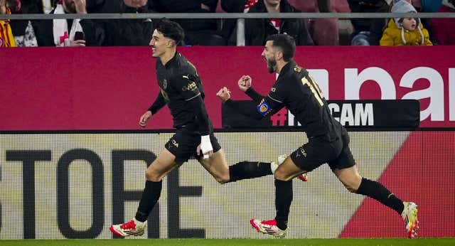 Otro pasito del Valencia ante un Girona que se abona al empate y se queda en tierra de nadie