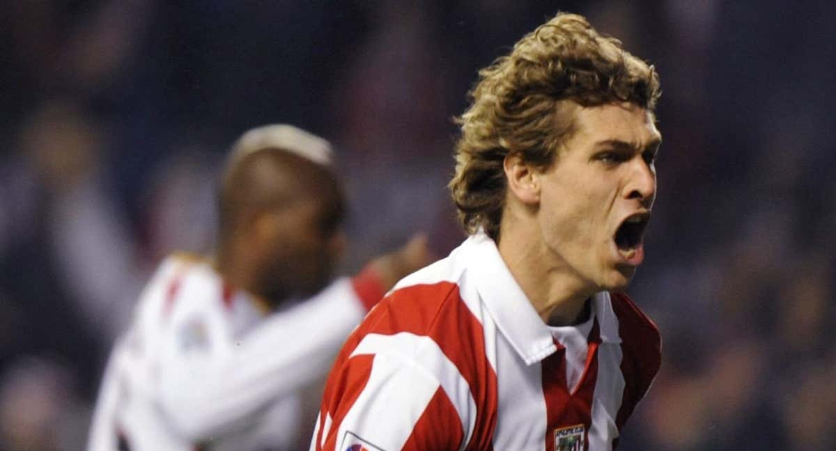 Llorente grita el gol que anotó al Sevilla.