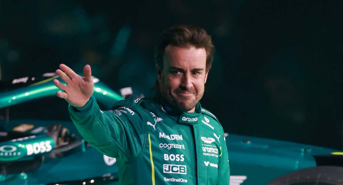 Fernando Alonso durante la presentación de Aston Martin AMR25./REUTERS