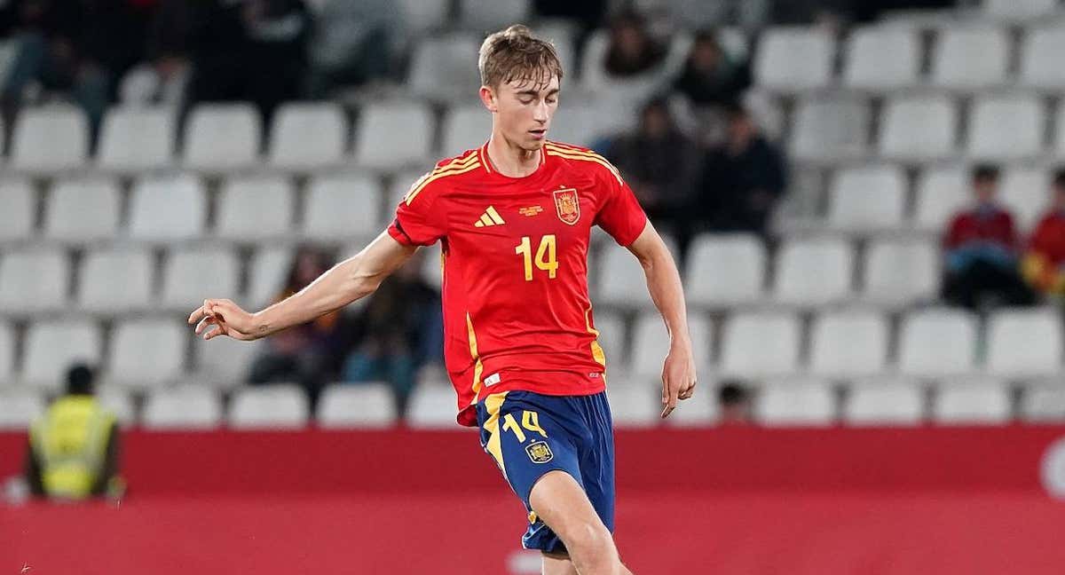 Dean Huijsen había sido convocado inicialmente con la Sub-21./@sefutbol