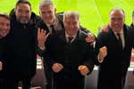 Una foto icónica de los hombres de Laporta en el palco del Metropolitano que esconde la marcha atrás de un directivo
