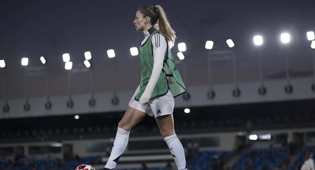 Melanie Leupolz antes del partido ante el Chelsea en Valdebebas de la fase de grupos. /Getty