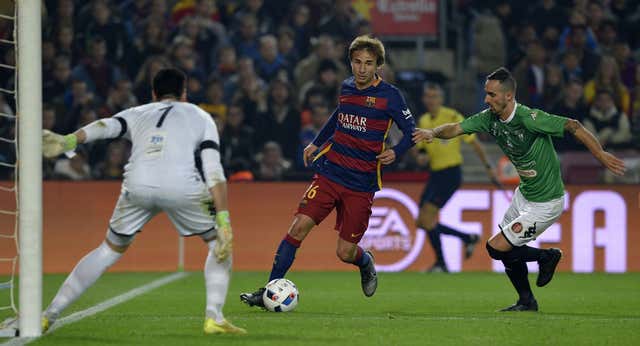 Iba a todos los partidos como aficionado, ganó una Champions con el Barça y flipó con Xavi Hernández: «Lo veía todo sin girarse»