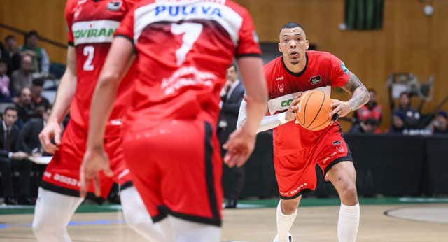 Jacob Wiley también deja un mermado Covirán Granada al que cada vez se le pone más cuesta arriba la permanencia en ACB