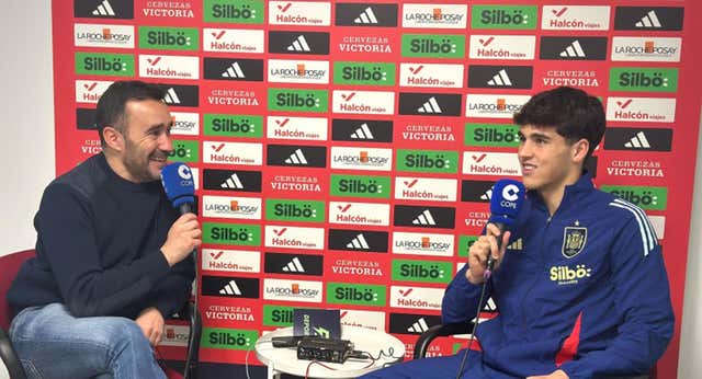 Escuchar a Unai Simón y Pau Cubarsí confirma la burbuja de cristal que hemos creado alrededor del fútbol