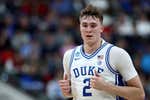 El dineral que puede perder Cooper Flagg, el próximo unicornio del baloncesto, si hace caso al «un año más» que le piden sus fans