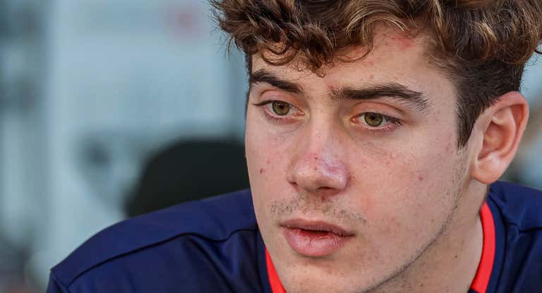 Red Bull estudia darle una última oportunidad a Lawson mientras la vía Colapinto se enfría.