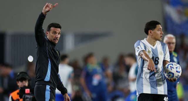 Lionel Scaloni y un método que recuerda al de Pep Guardiola para terminar con paliza táctica y un gol tras 37 toques