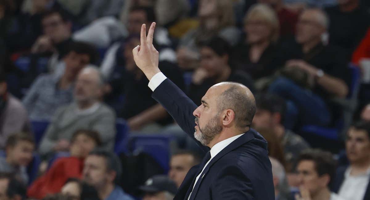 Chus Mateo, durante un partido esta temporada.