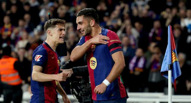 El Barça ni se despista ni ‘dramatiza’ por Olmo de puertas adentro… mientras Gavi va como un tiro: «Todos los MVP a Pedri»