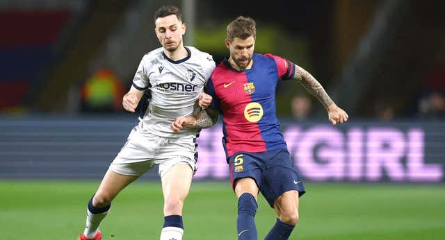 Osasuna impugna el partido contra el Barcelona ante el Comité de Competición por la alineación de Íñigo Martínez