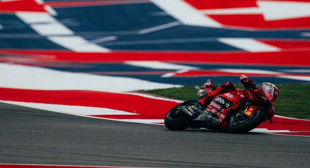 Hat-trick al sprint de Marc Márquez en COTA